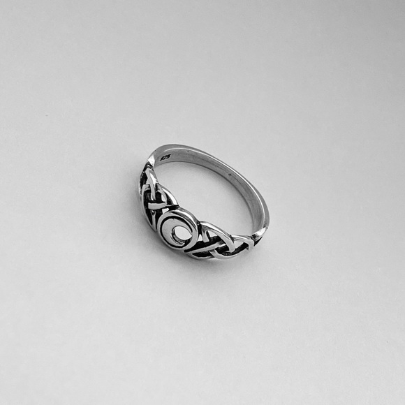 Sterling Silver Celtic Moon Ring, Celtic Ring - Picture 6 of 15